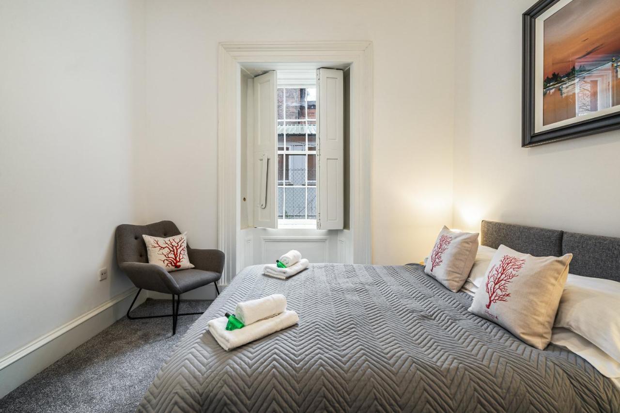 The Renfrew Residence 4-Bedroom, City Centre Glasgow Exterior foto